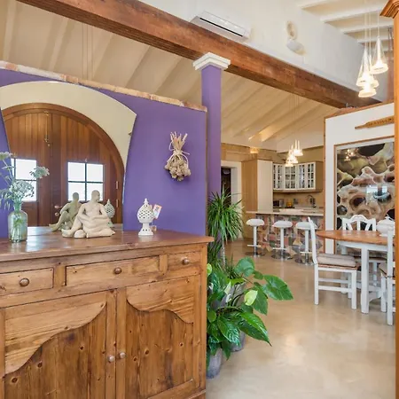 Casa Only * Ciutadella (Menorca)